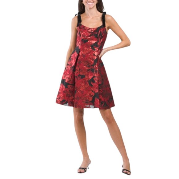 ADRIANNA PAPELL Floral Metallic Jacquard Mini Cocktail Dress